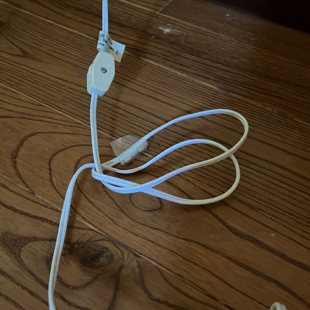 Lemax 1999 retired lighted Williams furniture store with window view of couch - Picture 11 of 13